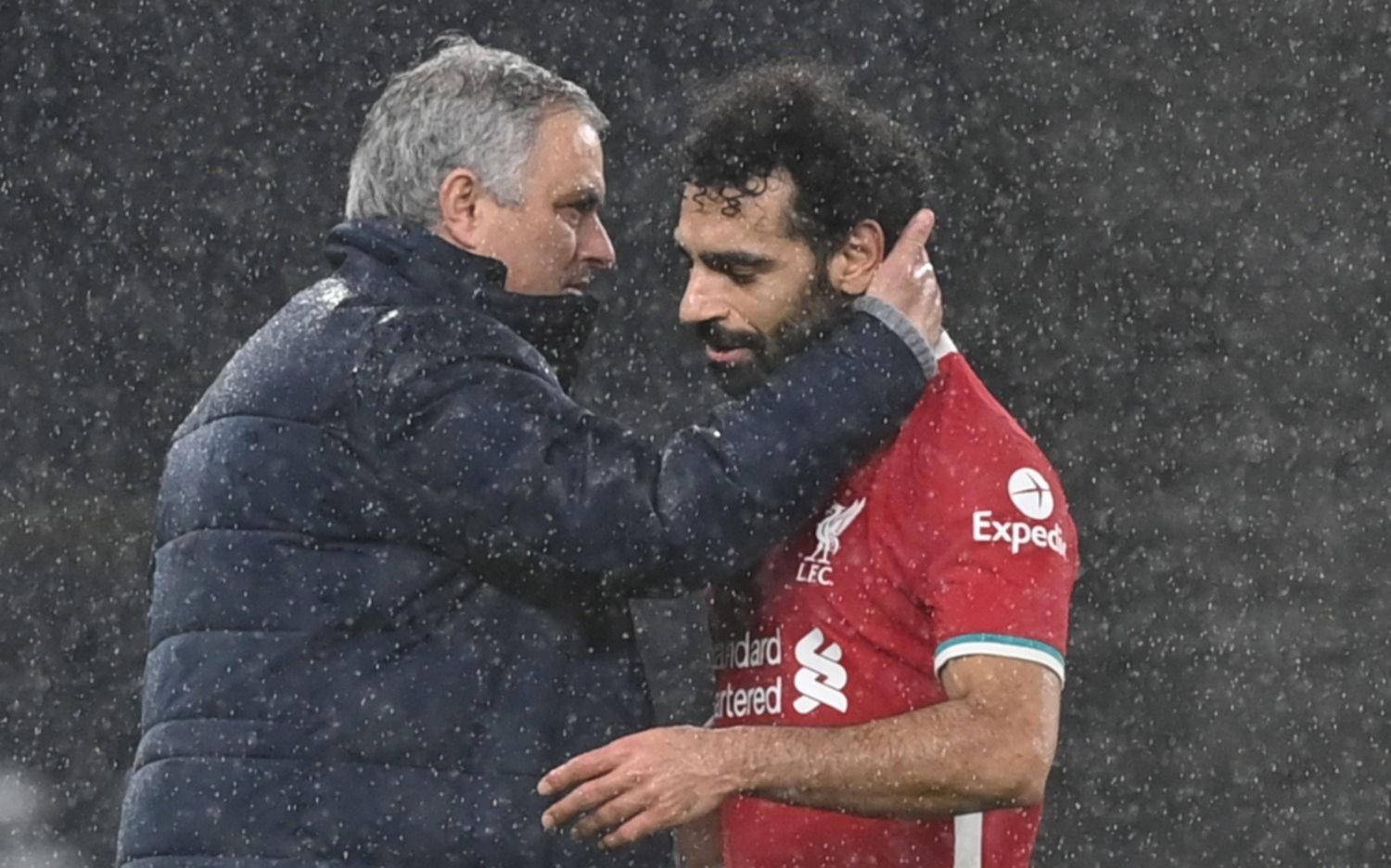 Liverpool venció a Tottenham y subió al cuarto puesto de la Premier League inglesa
