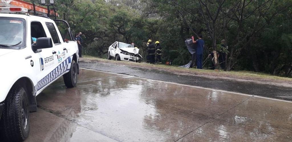 Accidente fatal en la Avenida del Petróleo: murió un hombre y hay un menor herido