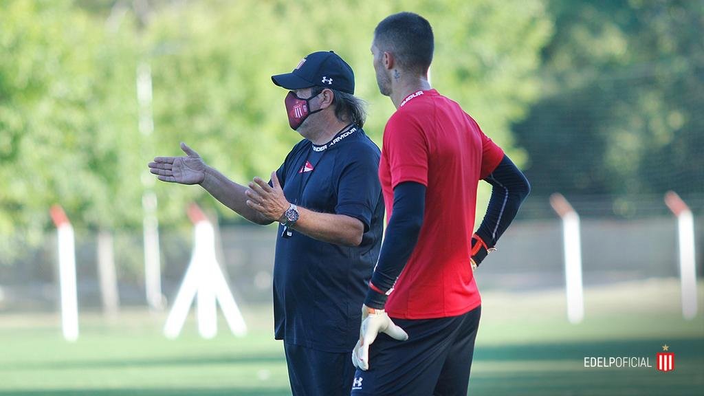 Otro doble turno en City Bell, a la espera del amistoso de mañana