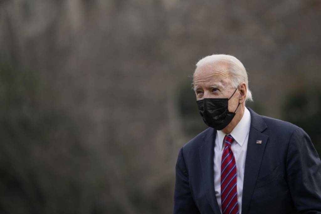A puro decreto, Biden desmantela parte del legado de Trump