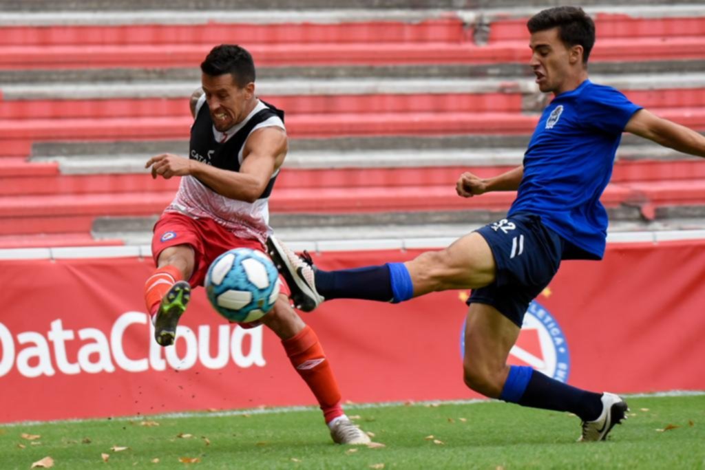 El Lobo cayó en el estreno de la dupla ante el Bicho