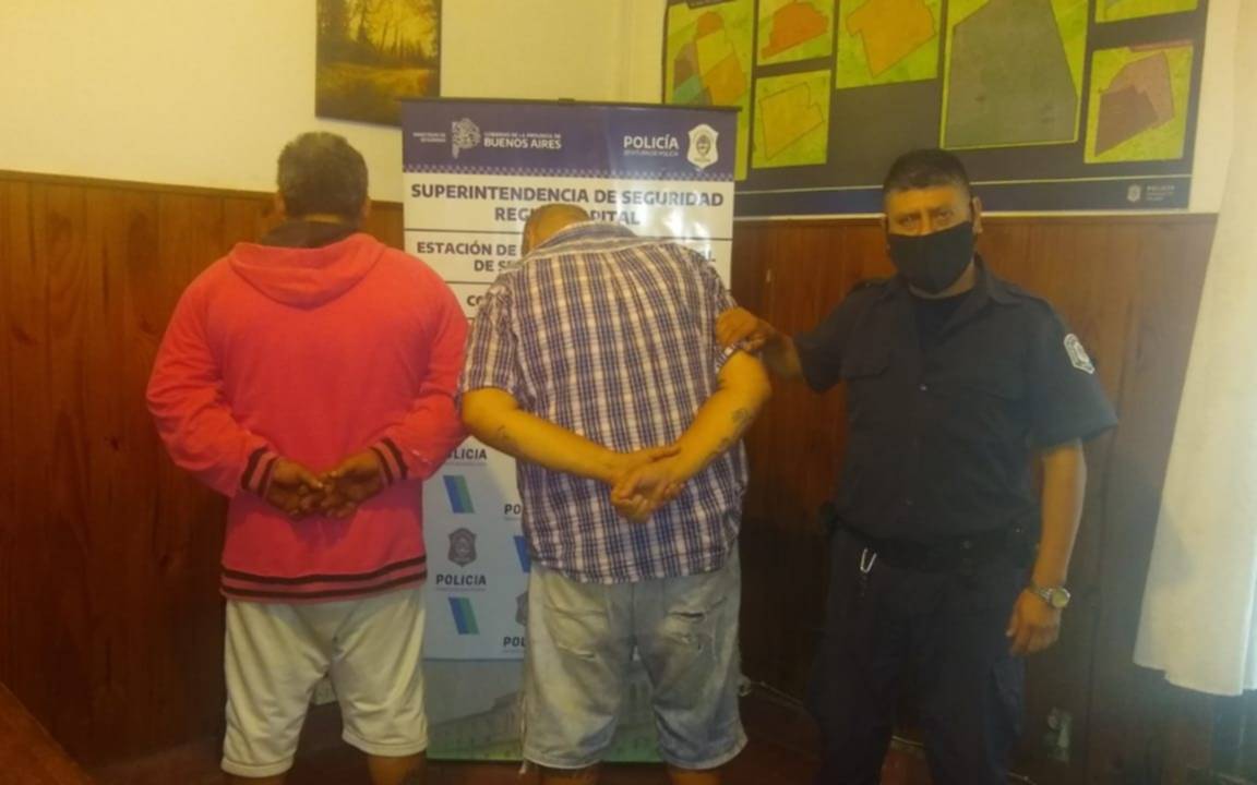 Gracias al aporte de un vecino, cayeron dos "roba ruedas" en City Bell