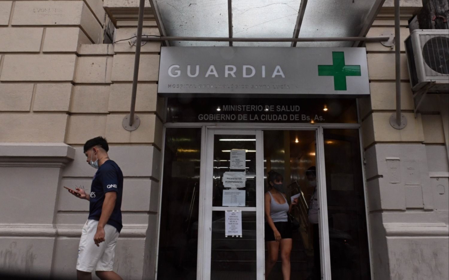 Un bebé tiene el 40% del cuerpo quemado: usaron combustible para prender el asado