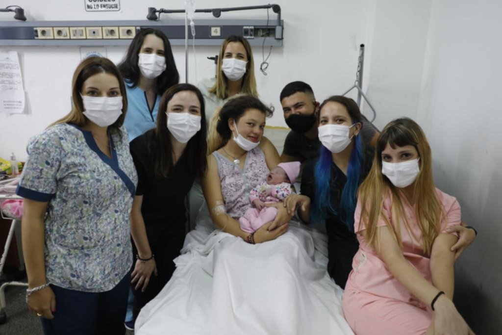 Mía Aylén Sosa, la primera beba de 2022 nació en el San Martín