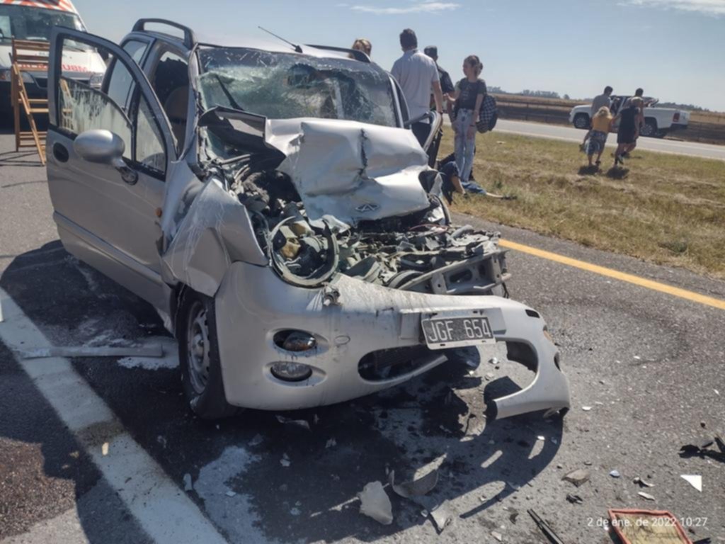 Una fila de autos y un choque con efecto dominó dejó como saldo a una mujer herida