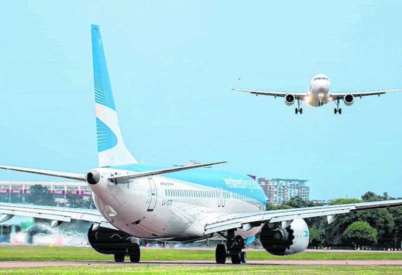 Aerolíneas advierte sobre cambios en sus vuelos