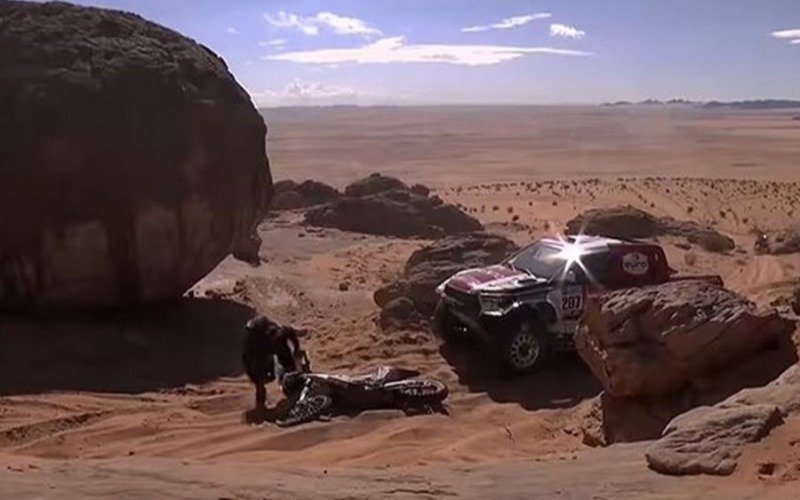 Lio en el Dakar: ex campeón no respetó "código de honor" de la prueba y lo castigaron