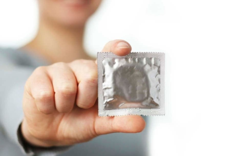 Cuáles son los preservativos falsificados de primera marca que prohibió la Anmat