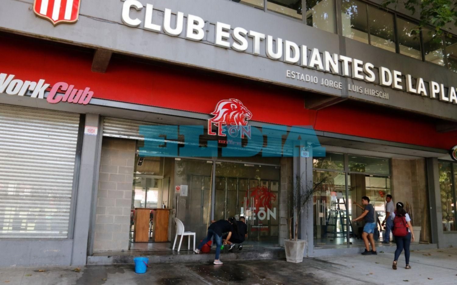 Estudiantes irá a la Justicia por la bomba molotov: "Son inadaptados que buscan desahogar sus penurias"