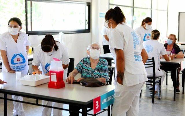 Presentaron pedido de informes por el plan de vacunación