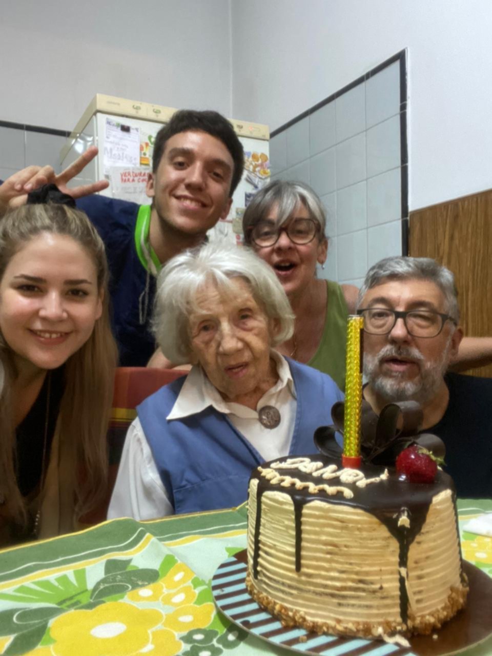 Otra vecina platense celebró 100 años con burbujas sanitarias