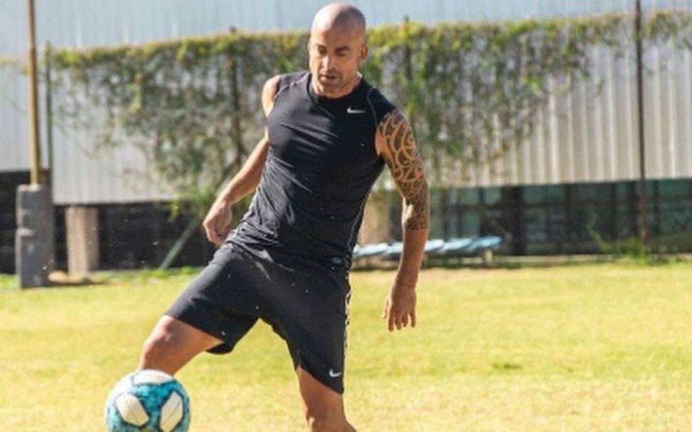 El "pelado" Silva será el nueve del equipo de Martín Palermo