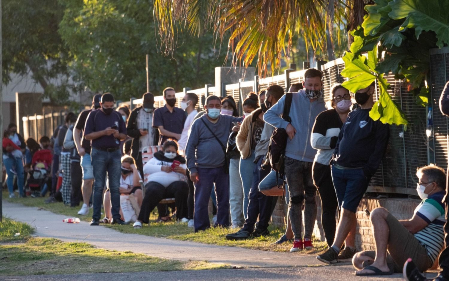 Otra jornada con cifras altísimas: 110.553 nuevos contagios en Argentina
