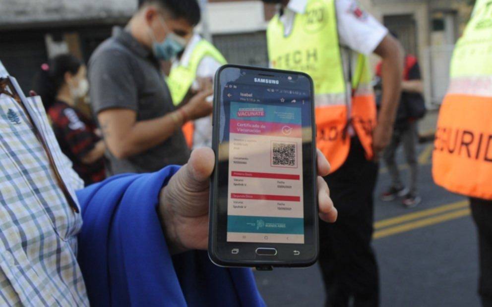 "Es falso": negaron que se esté pensando en un pase sanitario laboral