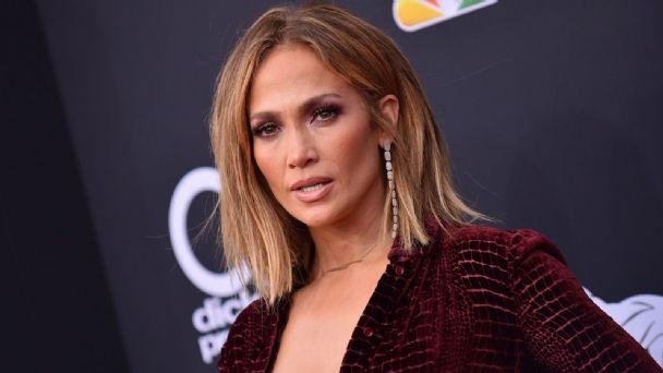 Por brote de Covid-19 en el equipo, Netflix pausó el rodaje de “The mother”