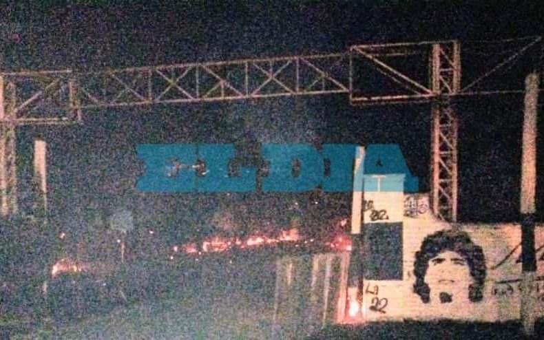 Fuego en Abasto: Gimnasia quiere saber si el incendio fue intencional
