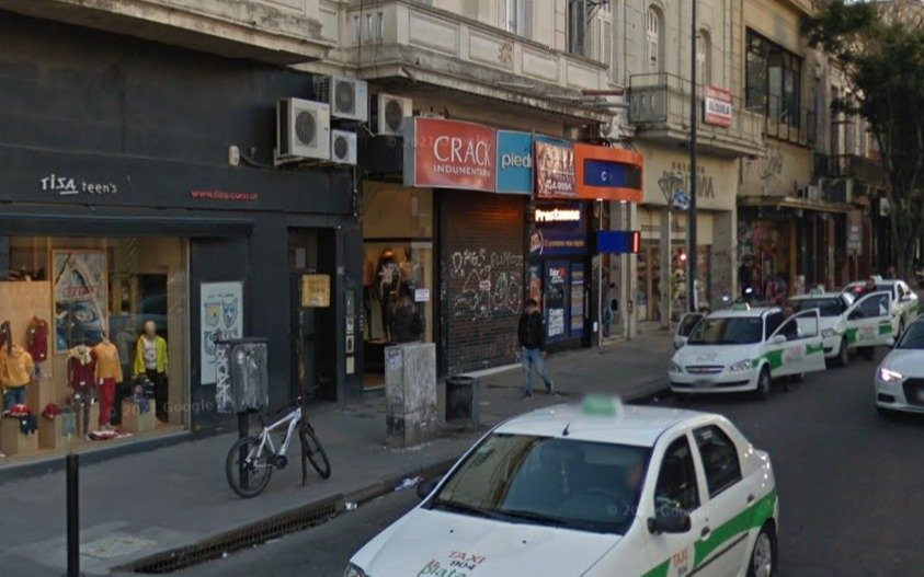 "Mecheros" en pleno Centro: robaron mochilas en un local, pero no llegaron muy lejos