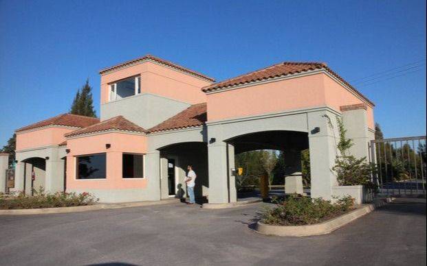 Roban la casa de Marcos Rojo en un country de Ruta 2: acusan y detienen a una empleada