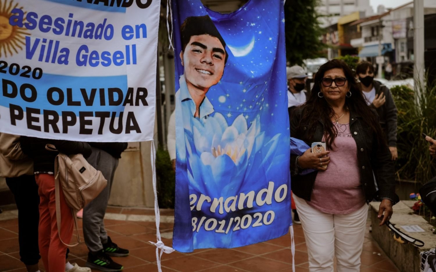 Emotivo acto en Villa Gesell a dos años del crimen de Báez Sosa: "Decidieron quitarle la vida a nuestro hijo"