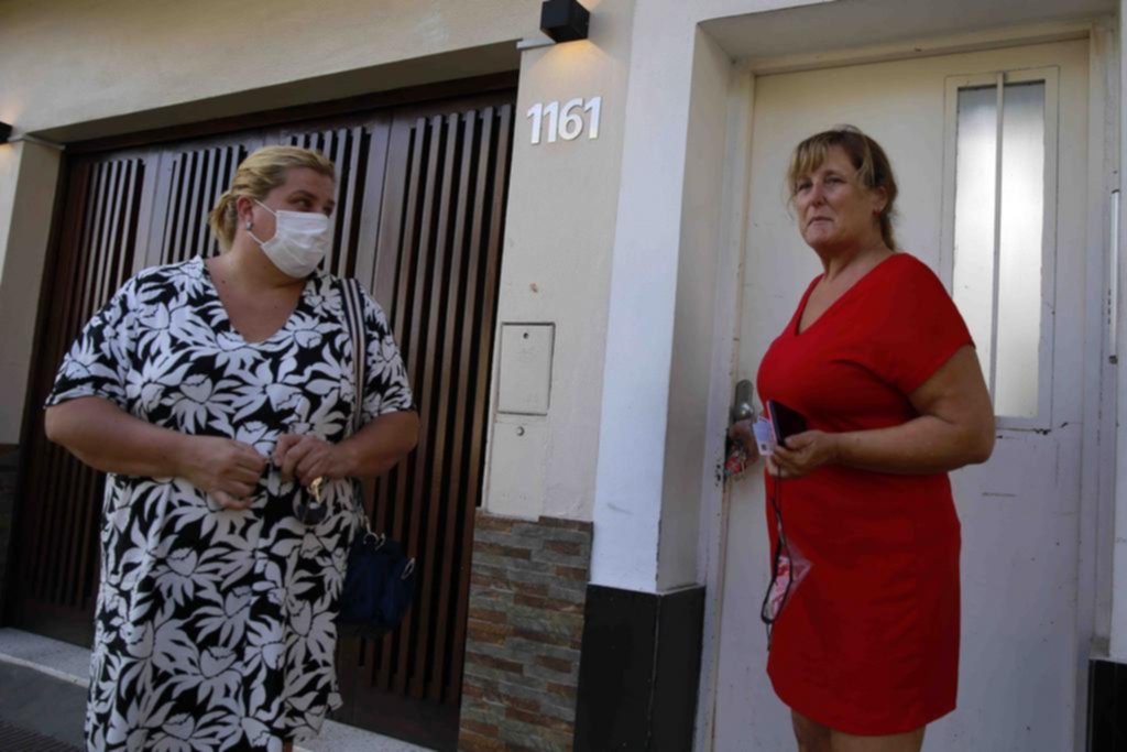 En otro hecho extremo, colocan el caño de un arma en la panza de una mujer