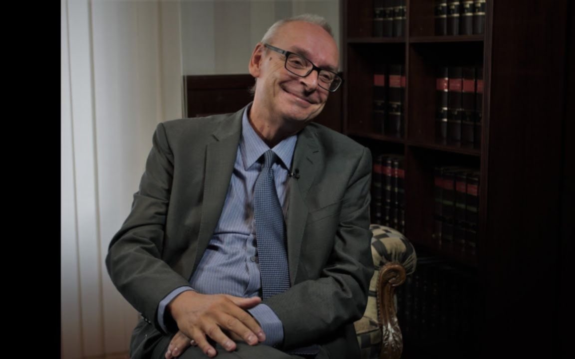 Loris Zanatta calificó de "golpista" la marcha que promueve el Gobierno contra la Corte