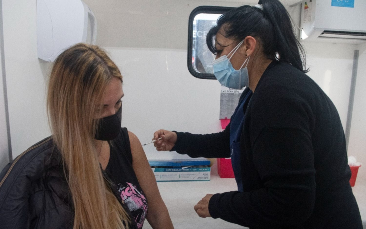La Provincia apoya la vacuna anticovid obligatoria: "Debe discutirse en el Congreso"