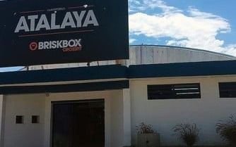 Atalaya, el club que festeja en silencio y empieza a contar los dólares por Alvarez