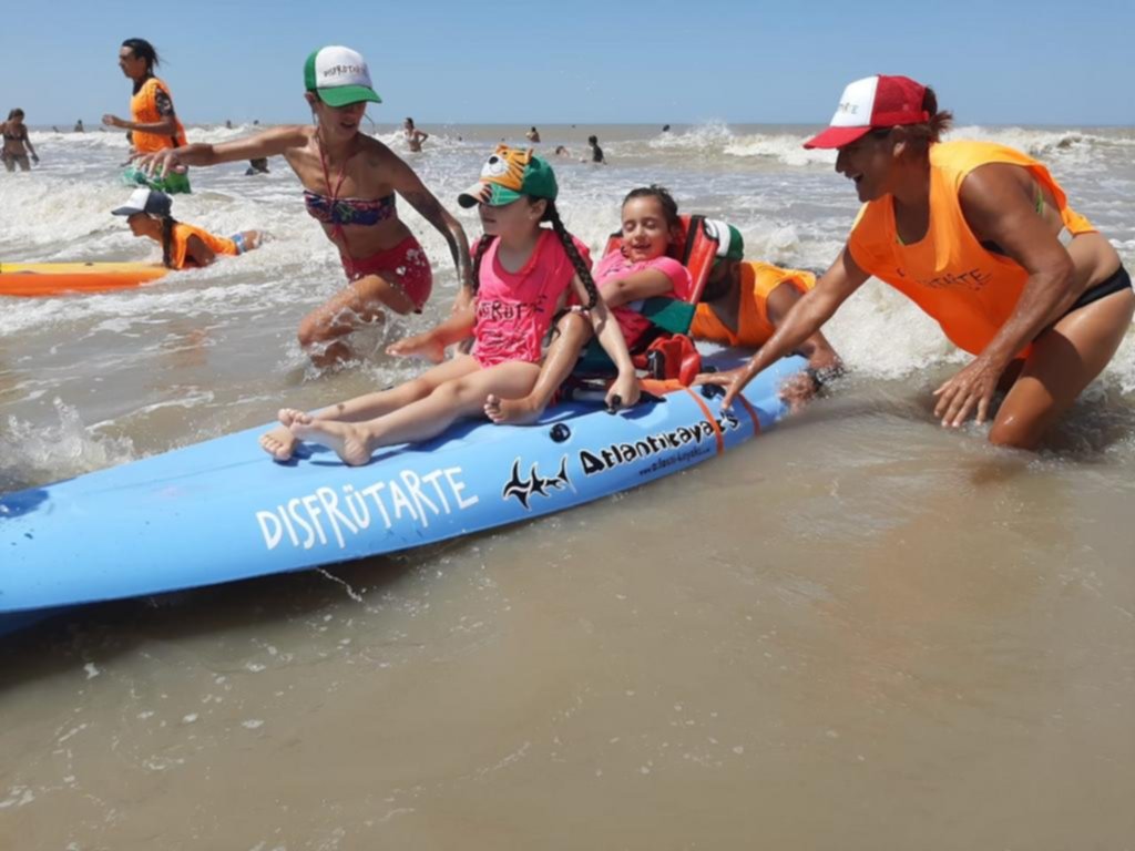 Al mar: aventuras para chicos con discapacidades