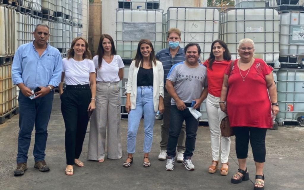 Reabrió la química que había cerrado tras un bloqueo sindical