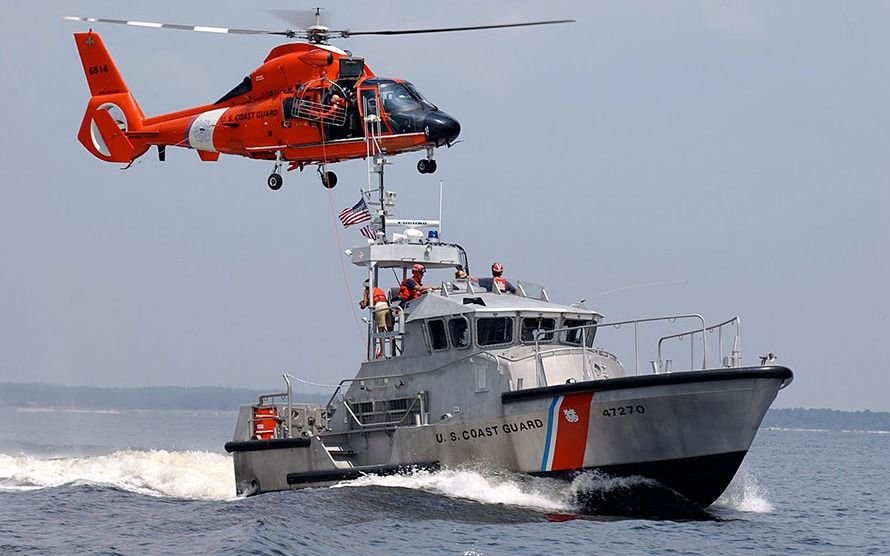 Estados Unidos: volcó un barco en Florida y desaparecieron 39 personas