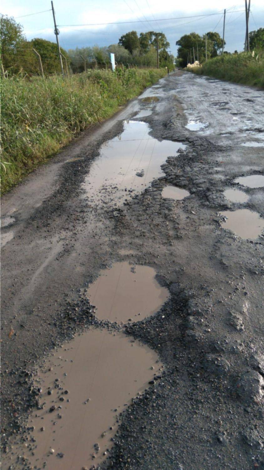 Quejas por la destrucción de una calle en Gorina
