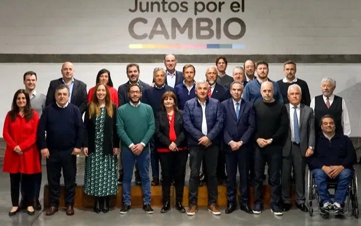 Juntos rechazó el juicio político al titular de la Corte y lo tildó de "un nuevo ataque" a la Justicia