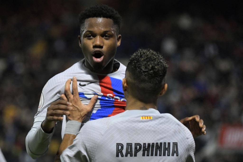 Barcelona se clasificó a Octavos en tiempo extra