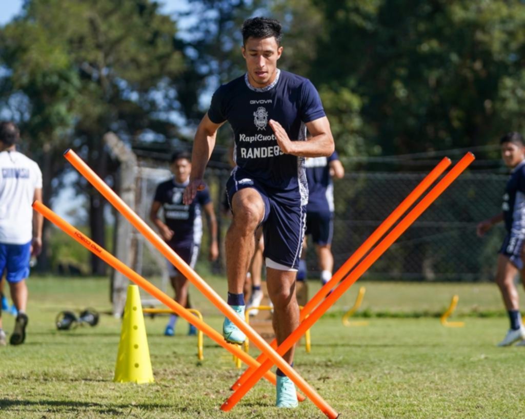 Chirola le mete intensidad al trabajo y el plantel concentró