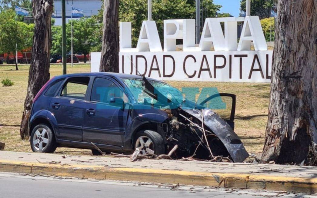 "Capital del choque": así fue tremendo accidente a metros de la bajada de la Autopista