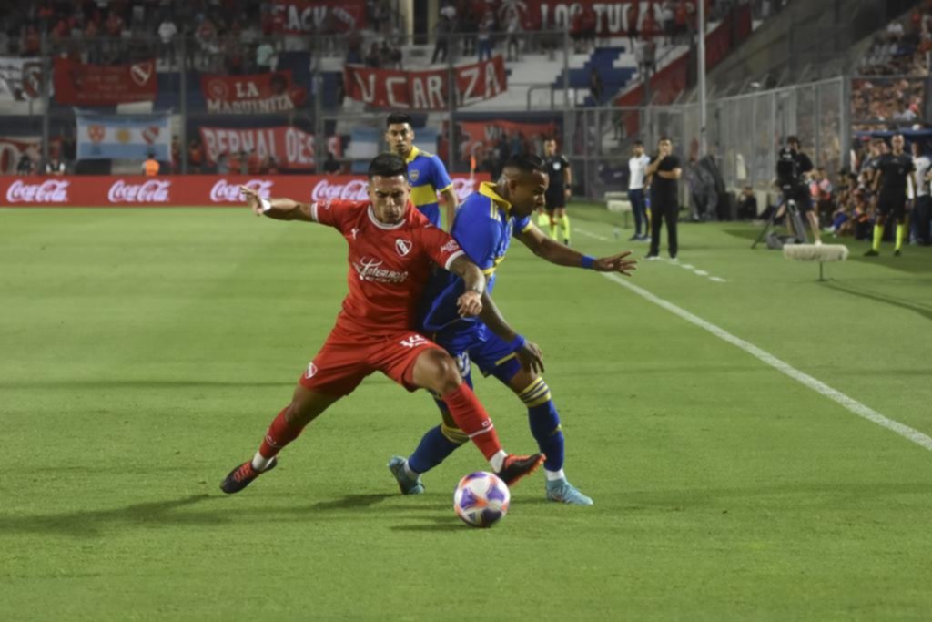 Regreso sin goles y con un clima muy pesado en las tribunas
