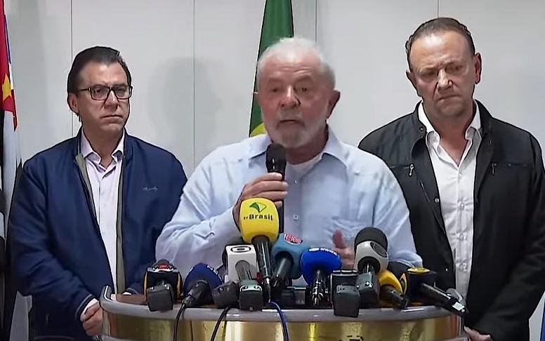 Lula dijo que los vándalos serán castigados y Bolsonaro se defendió