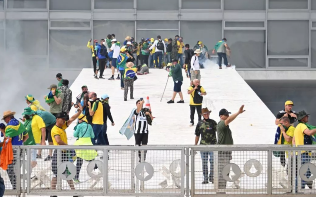 Intento de golpe en Brasilia: personajes que no pasaron desapercibidos, el sobrino de Bolsonaro y 'la banda de los copinhos'