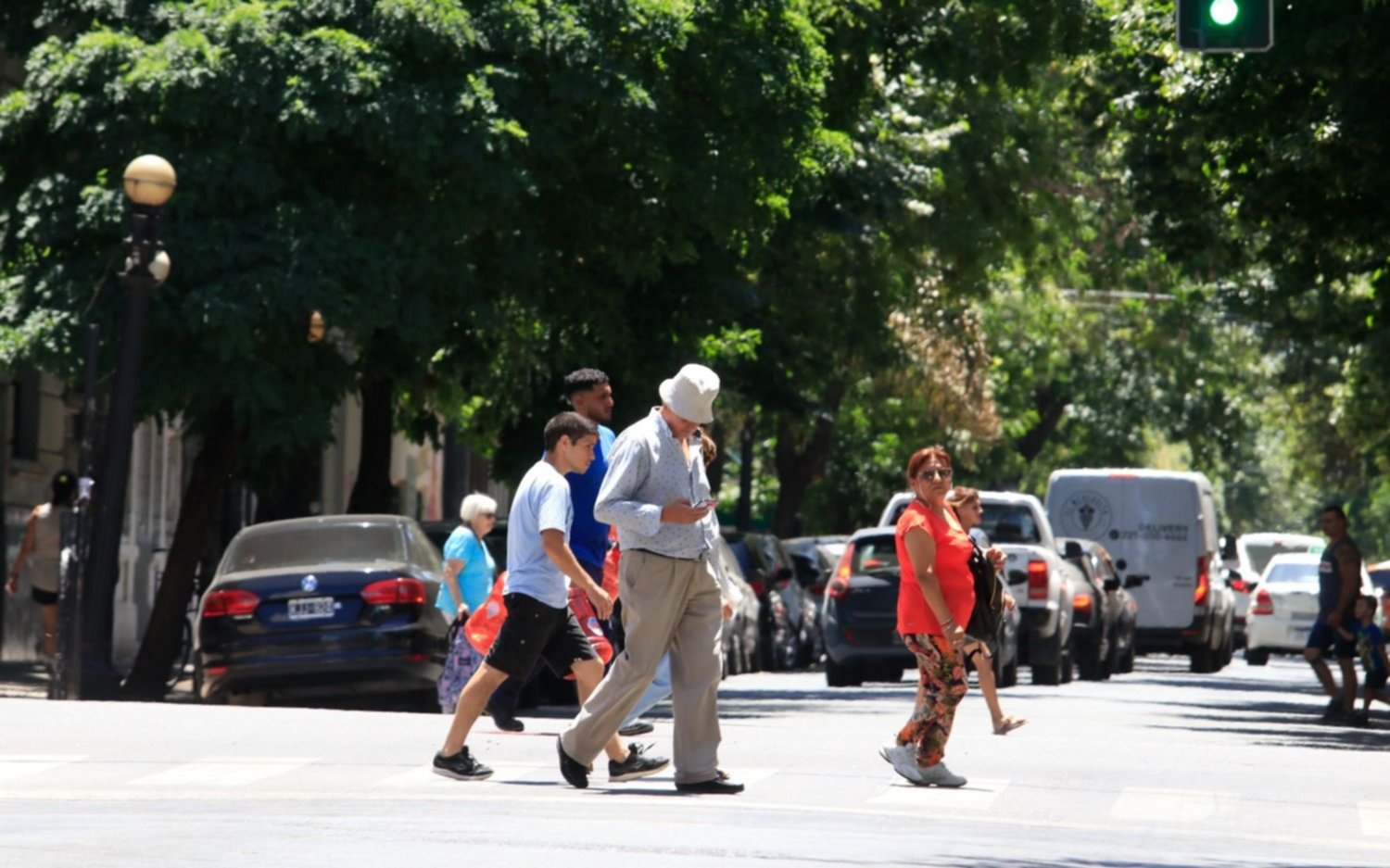 Calor agobiante en La Plata: pronostican algunas tormentas que traerían algo de alivio