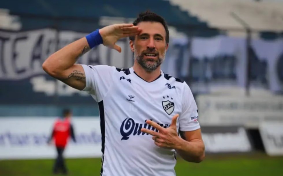 Quilmes: El Tanque Pavone se retiró del fútbol 