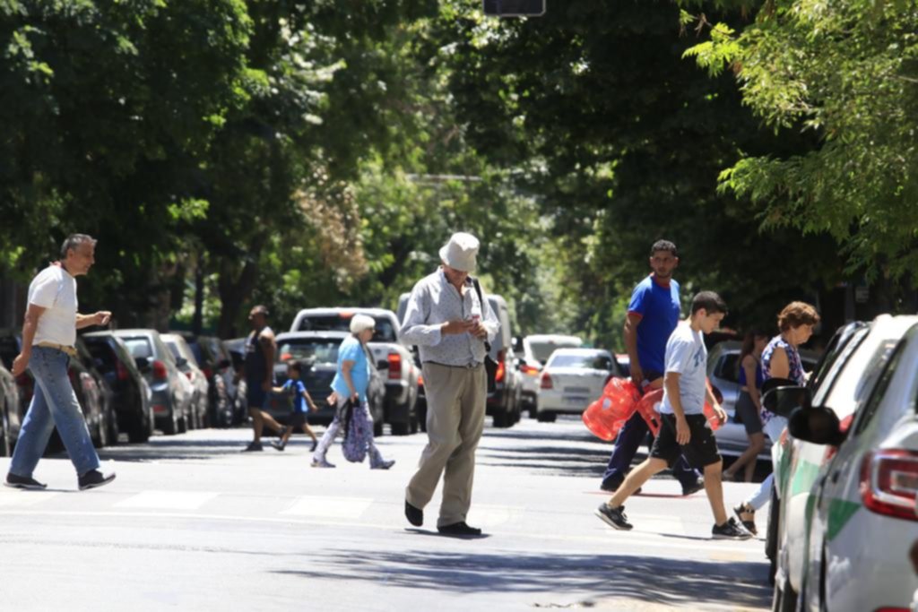 Las temperaturas no aflojan en un verano intenso en la Ciudad