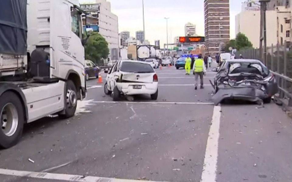 Choque múltiple afectó el tránsito hacia La Plata