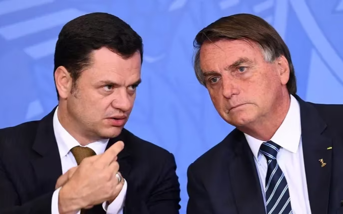 Encuentran un borrador de decreto que desconoce las elecciones en la casa del ministro de Bolsonaro
