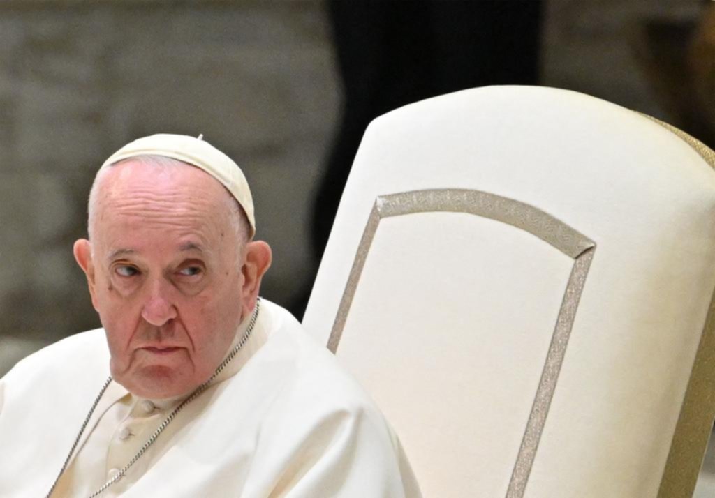 Pobre Pancho: al Papa le “tiran” de todos lados