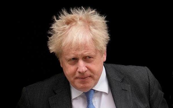 Las fiestitas hunden cada vez más a Boris Johnson