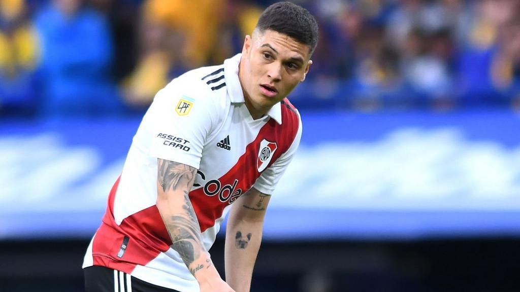 Juanfer ya es historia: Junior hizo el oficial formal