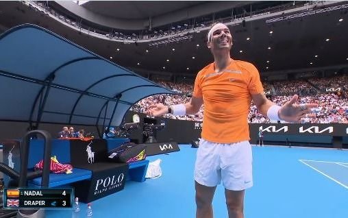 VIDEO. ¿Y la raqueta, Rafa? El insólito momento que vivió Nadal en su debut del Abierto de Australia
