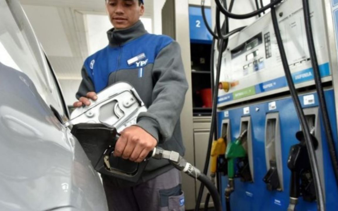 YPF confirmó el aumento de combustible en un 4%