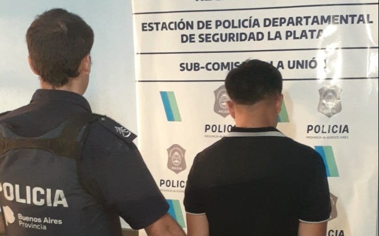 Operativo Policial en San Carlos: allanamiento en tres casas 