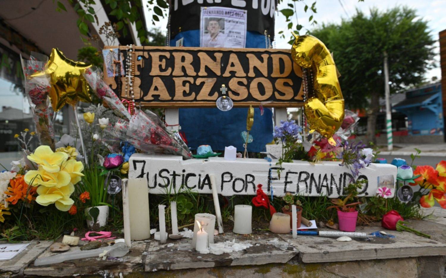 Blumberg y otros familiares de víctimas llegaron a Dolores para acompañar a los padres de Fernando